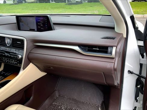 Used 2019 Lexus RX 350 AWD w/ Navigation Package image 19