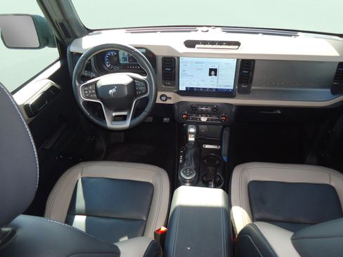 Used 2024 Ford Bronco Wildtrak AWD/4WD image 11