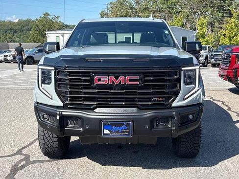 Certified 2024 GMC Sierra 1500 AT4X AWD/4WD image 3