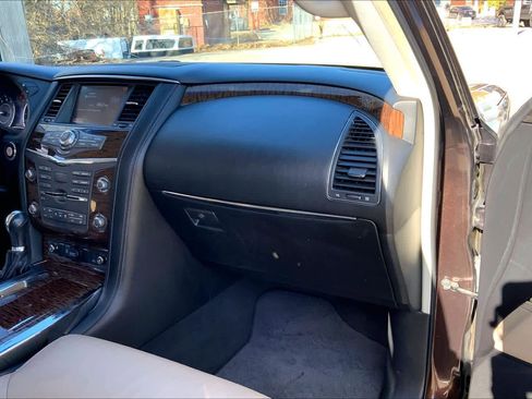Used 2017 Nissan Armada Platinum image 17