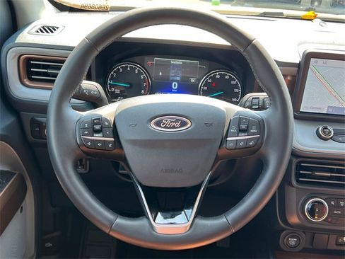 Used 2024 Ford Maverick Lariat w/ 4K Tow Package image 23