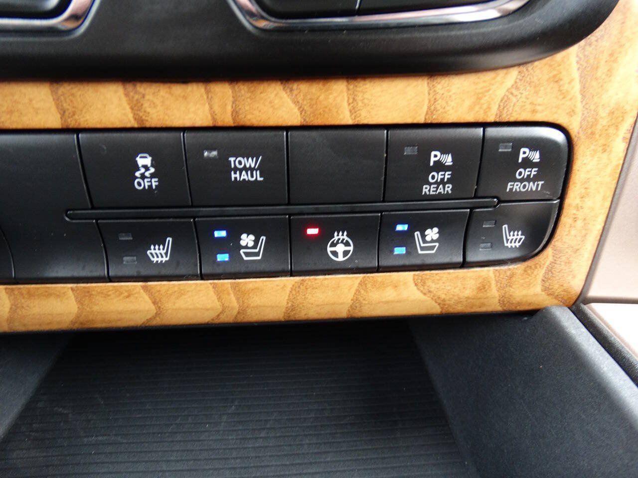Used 2017 RAM 1500 4x4 Crew Cab Laramie Longhorn image 34