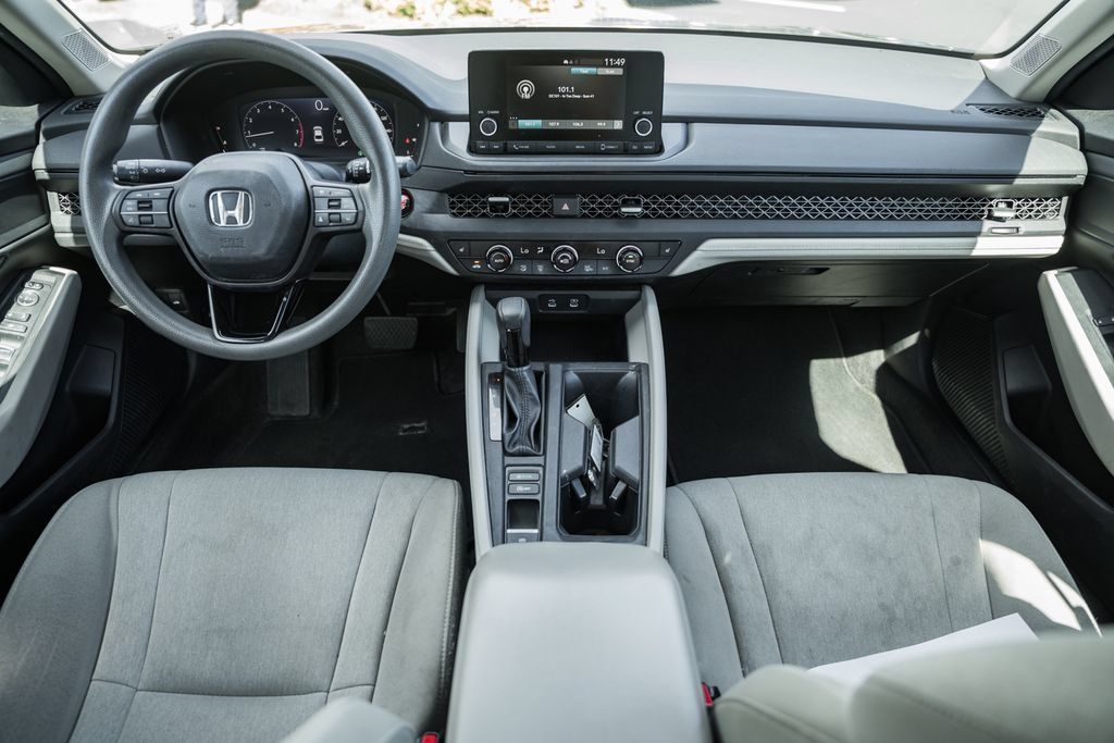 Used 2023 Honda Accord EX image 16