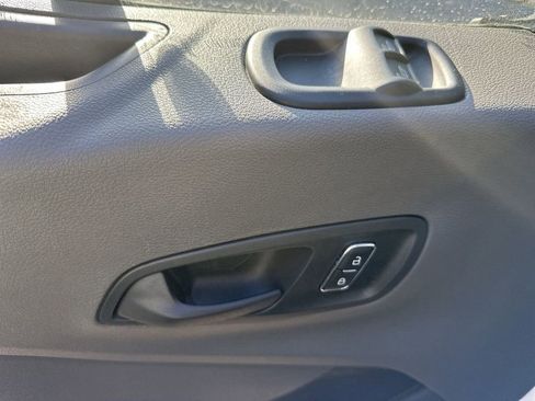 Used 2024 Ford Transit 250 Low Roof w/ Exterior Upgrade Package image 15