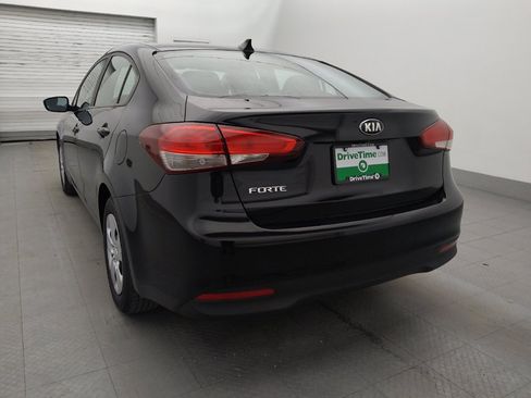 Used 2017 Kia Forte LX w/ LX Popular Package FWD image 5
