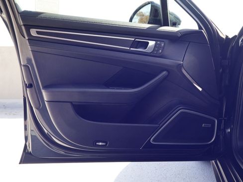 Certified 2023 Porsche Panamera Platinum Edition RWD image 9