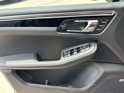 New 2025 Porsche Macan Turbo image 20