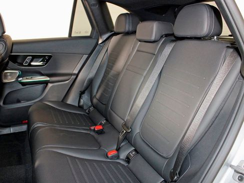 Certified 2026 Mercedes-Benz GLC 300 4MATIC image 27