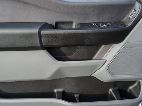 New 2024 Ford F250 XL w/ XL Chrome Package image 18