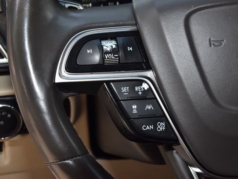 Used 2020 Lincoln Nautilus Reserve w/ Equipment Group 201A AWD/4WD image 23