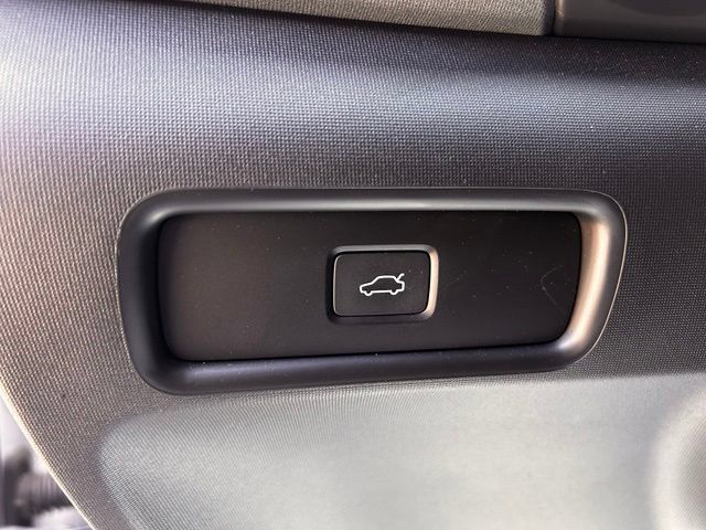 Used 2024 Polestar Polestar 2 AWD/4WD image 17