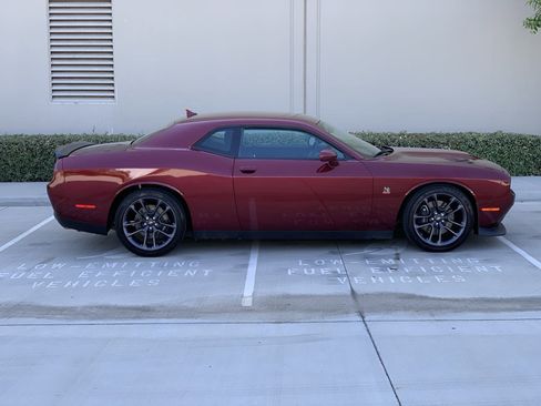 Used 2020 Dodge Challenger R/T Scat Pack w/ Driver Convenience Group image 4