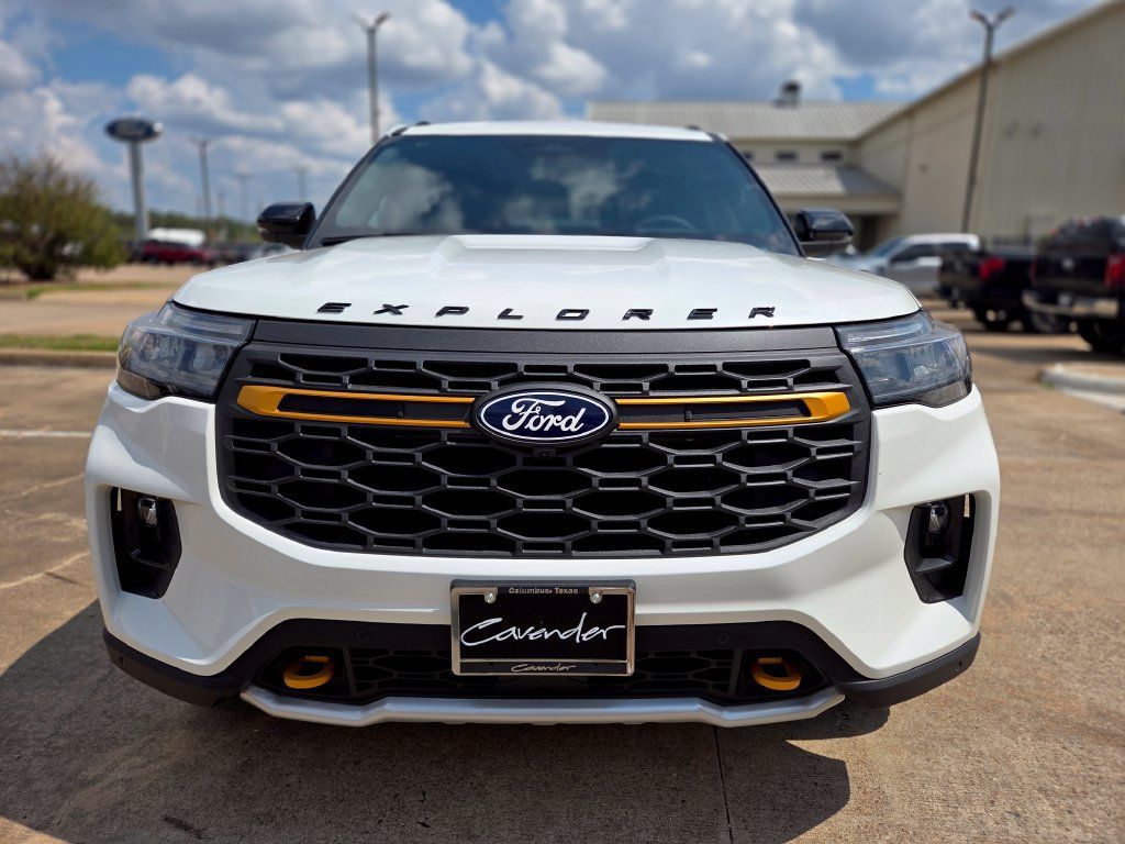New 2027 Ford Explorer Tremor AWD/4WD image 2