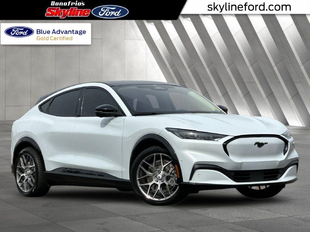 Certified 2023 Ford Mustang Mach-E Premium AWD/4WD image 1