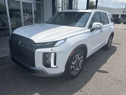 Used 2025 Hyundai Palisade SEL FWD image 1