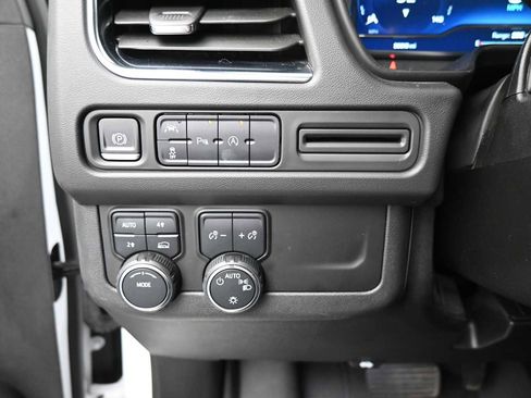 Used 2023 Chevrolet Tahoe RST AWD/4WD image 10