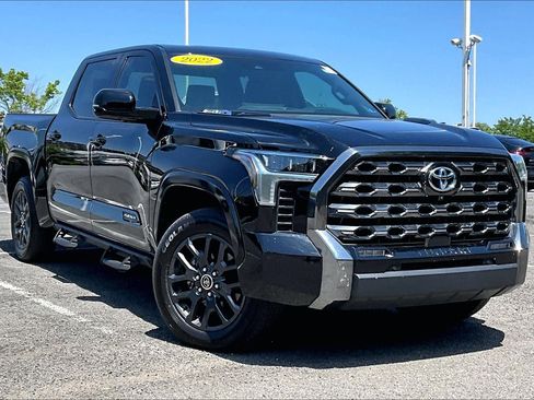 Used 2022 Toyota Tundra Platinum AWD/4WD image 2