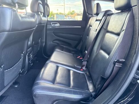 Used 2021 Jeep Grand Cherokee Limited AWD/4WD image 24