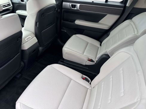 Used 2024 Hyundai Santa Fe Calligraphy image 14