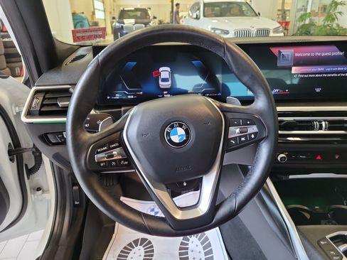 Used 2023 BMW 330i xDrive Sedan w/ Premium Package AWD/4WD image 21