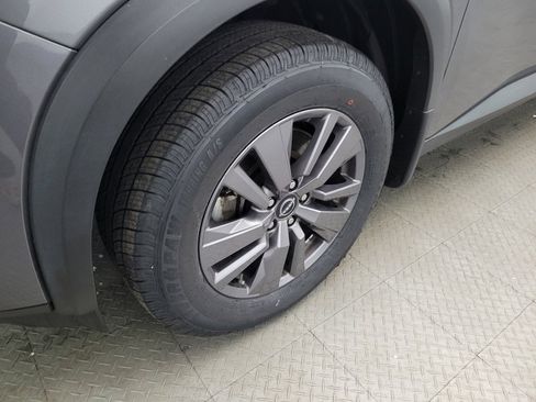 Used 2023 Nissan Pathfinder SV w/ SV Premium Package AWD/4WD image 31
