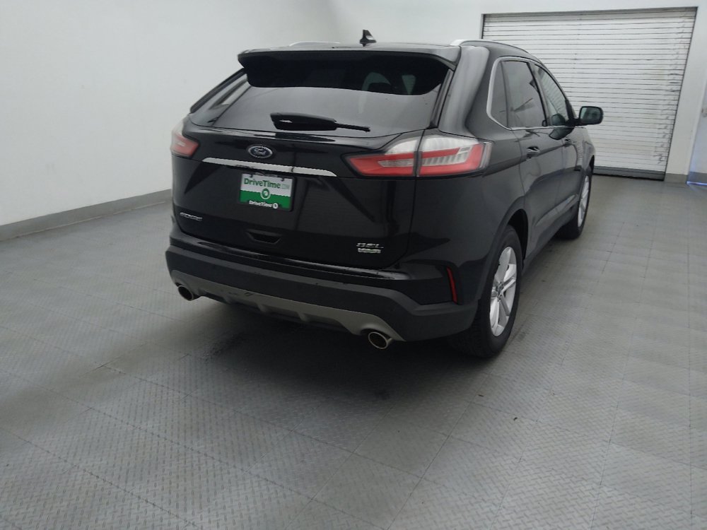 Used 2020 Ford Edge SEL FWD image 9