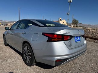 Used 2023 Nissan Altima 2.5 SV video 3