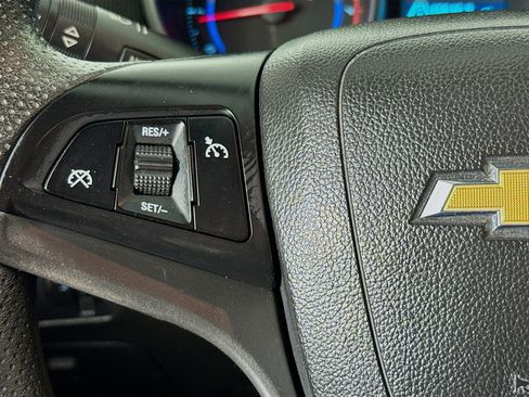 Used 2016 Chevrolet Cruze LT w/ Technology Package image 13