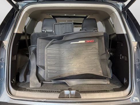 Used 2019 GMC Acadia SLT w/ LPO, Floor Liner Package AWD/4WD image 44