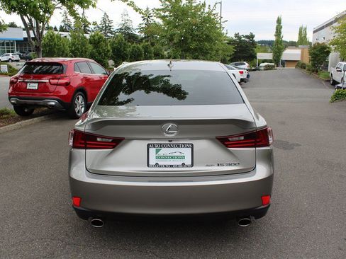 Used 2016 Lexus IS 300 AWD w/ Navigation System Package image 4