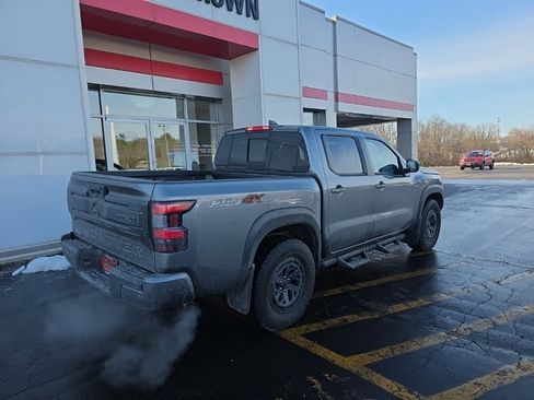 Certified 2025 Nissan Frontier PRO-4X image 3