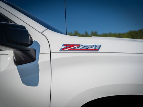 Used 2019 Chevrolet Silverado 1500 Custom Trail Boss image 10