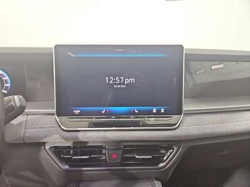 New 2026 Volkswagen Tiguan S AWD/4WD image 18