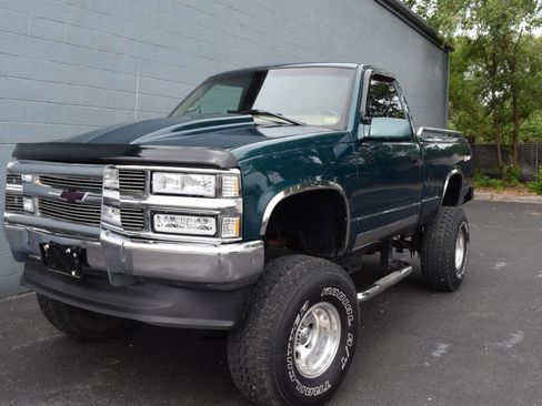 Used 1997 Chevrolet Silverado 1500 4x4 Regular Cab w/ Preferred Equipment Group 2 image 1