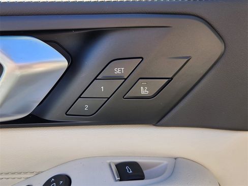 New 2026 BMW X5 xDrive40i image 17