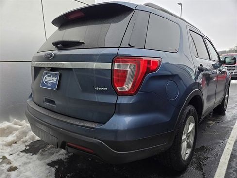 Used 2019 Ford Explorer 4WD w/ Class III Trailer Tow Package image 3