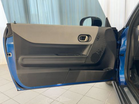 Certified 2025 MINI Cooper S image 21