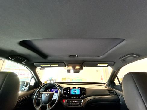 Used 2023 Honda Passport EX-L image 16