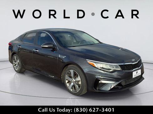 Used 2019 Kia Optima S FWD image 2