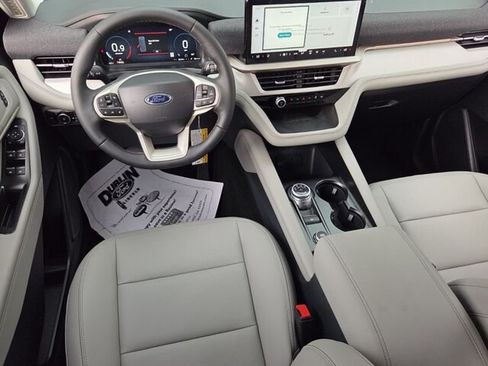 New 2026 Ford Explorer Active w/ Active Comfort Package AWD/4WD image 11