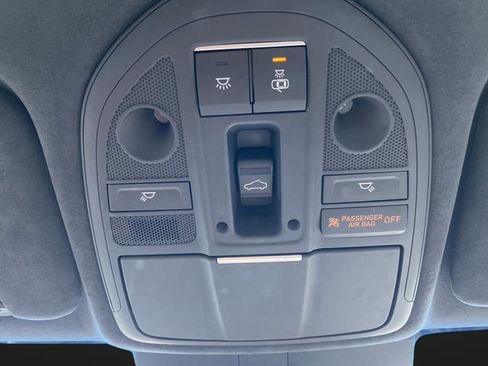 Used 2023 Genesis G70 3.3T w/ Sport Prestige Package image 30