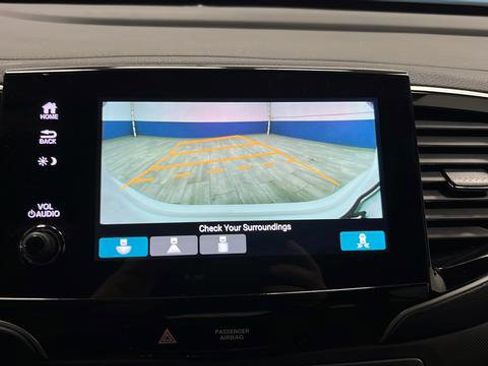 Used 2022 Honda Pilot TrailSport image 14