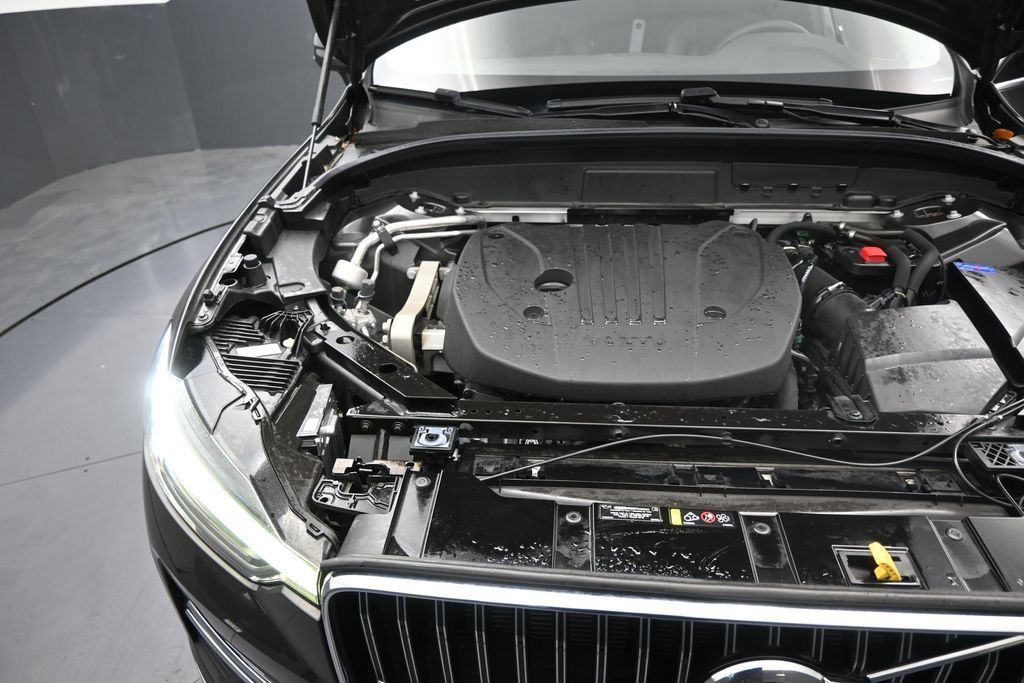 Certified 2023 Volvo XC60 B5 Plus AWD/4WD image 14