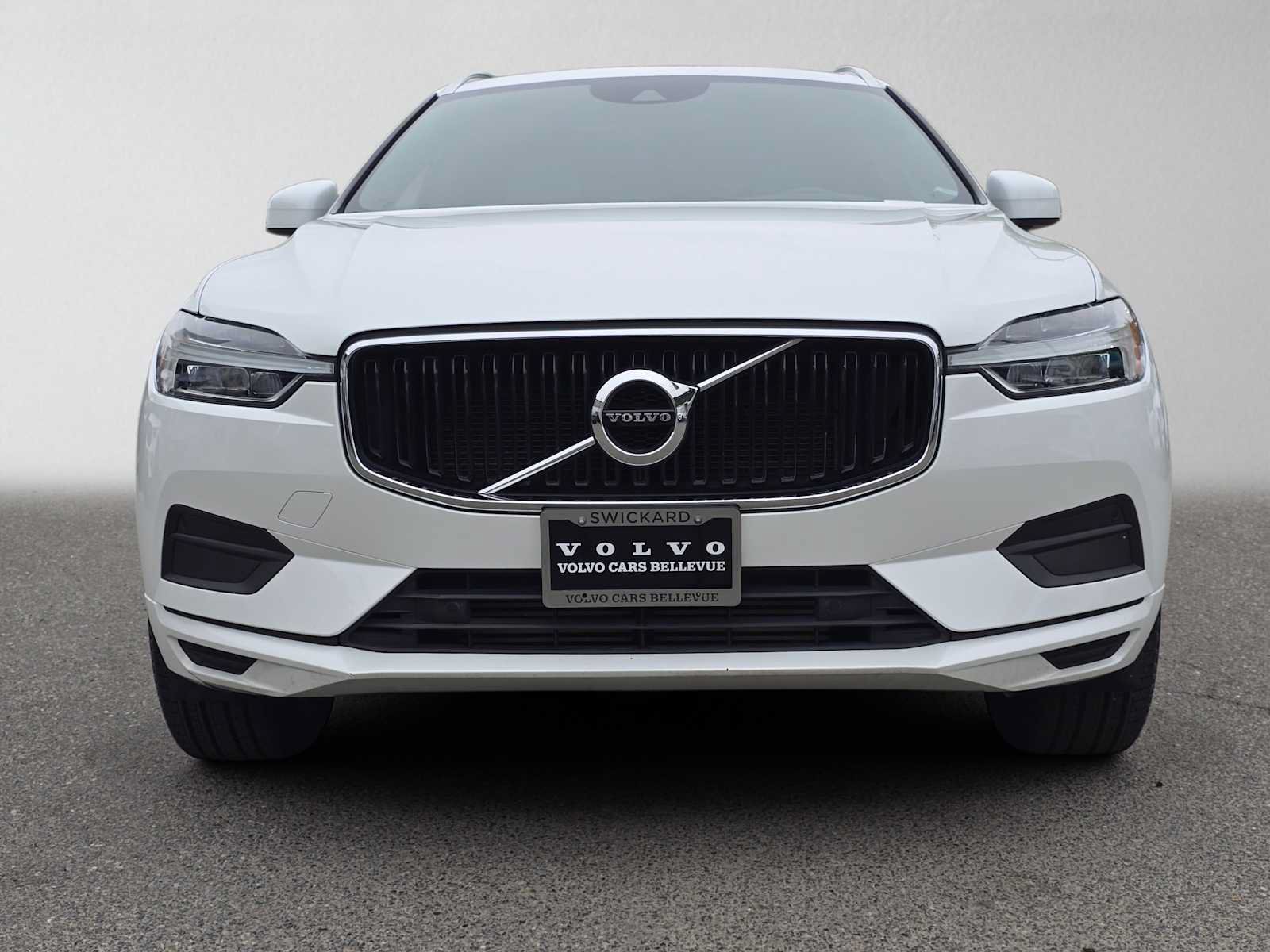 Used 2020 Volvo XC60 T5 Momentum w/ Protection Package AWD/4WD image 8