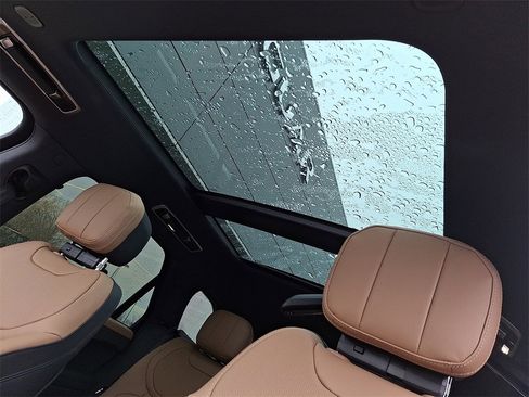 New 2026 Land Rover Range Rover Sport Dynamic SE image 10