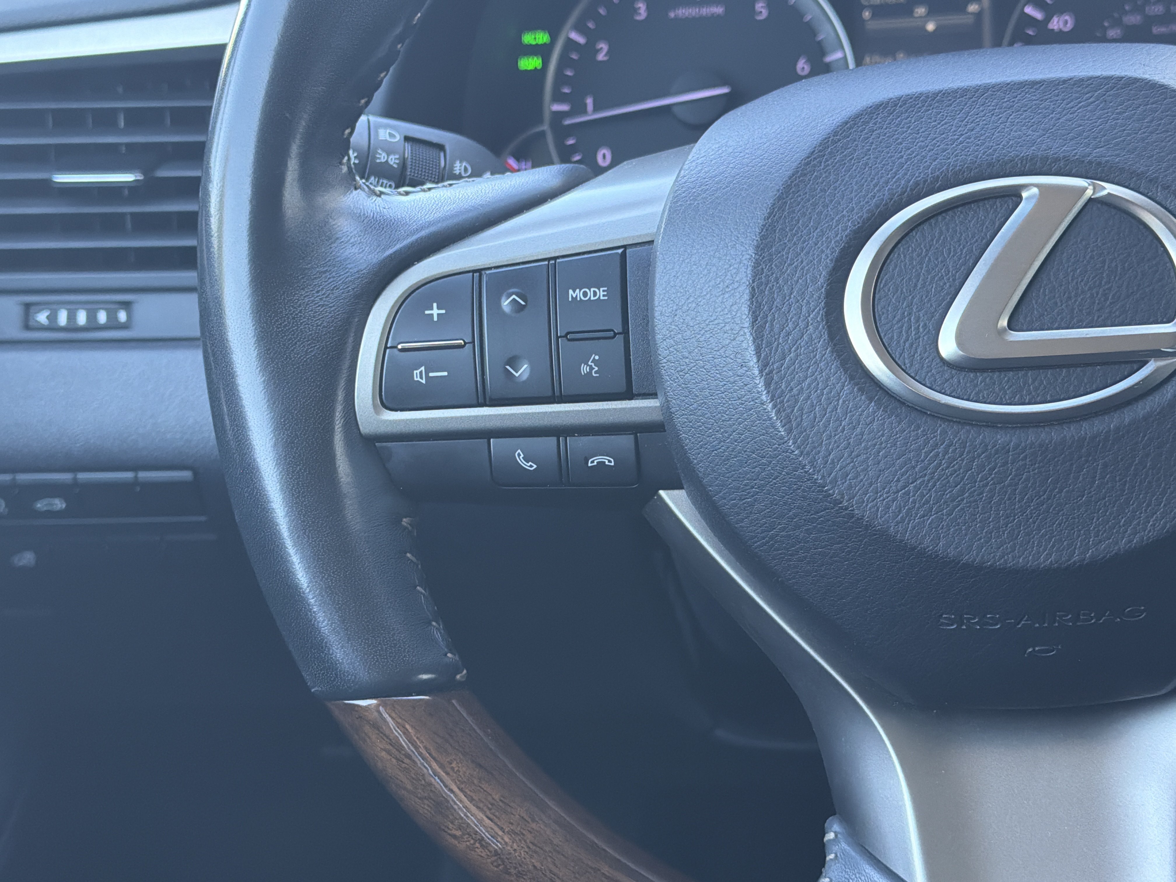Used 2019 Lexus RX 350 FWD w/ Navigation Package image 15