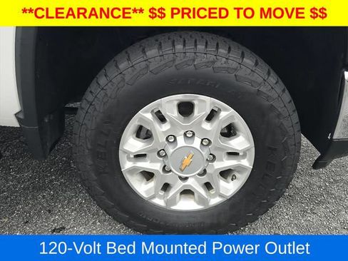 Certified 2024 Chevrolet Silverado 2500 LT AWD/4WD image 35