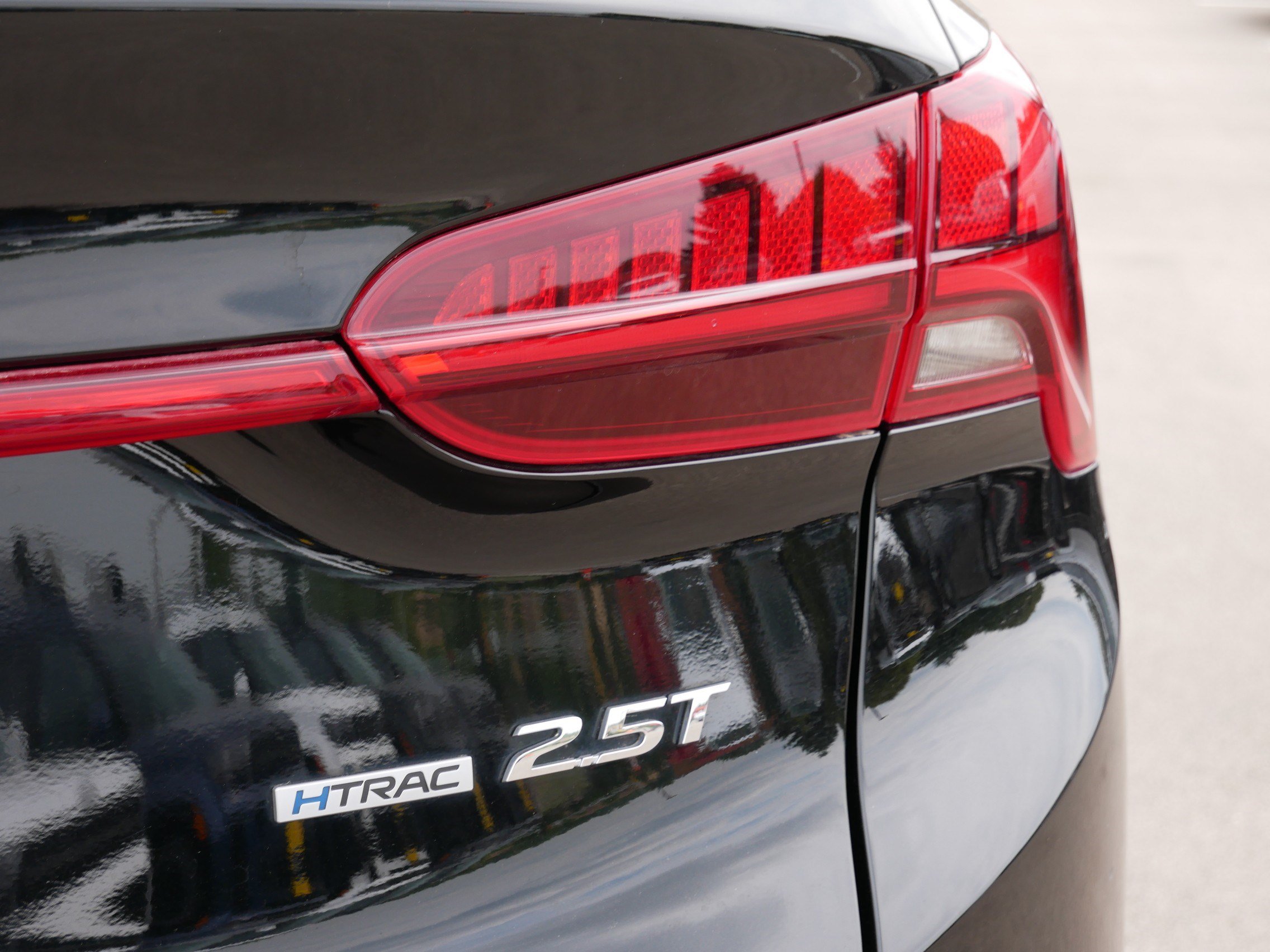 Certified 2023 Hyundai Santa Fe Calligraphy AWD/4WD image 17