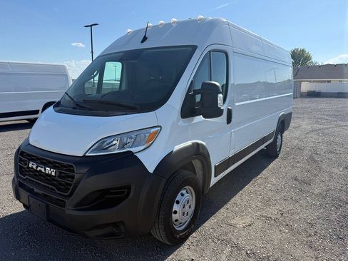 Used 2023 RAM ProMaster 3500 FWD image 7