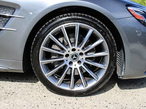 Used 2018 Mercedes-Benz SL 550 image 39
